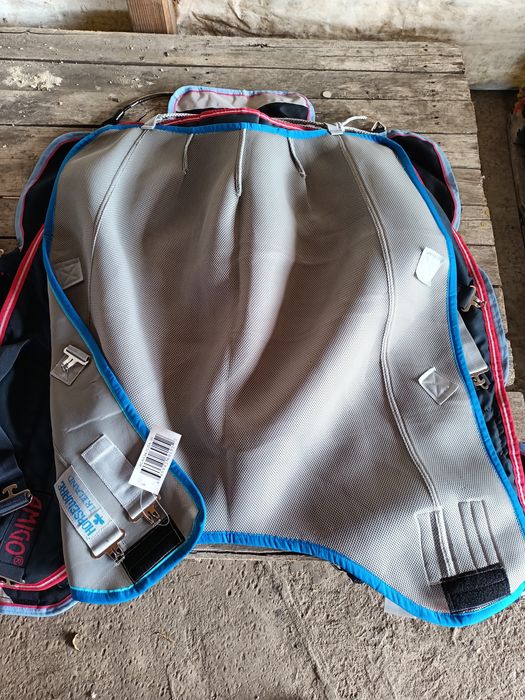 Vând păturică mânz