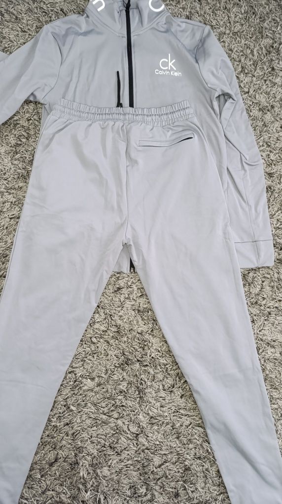 Calvin Klein нов екип