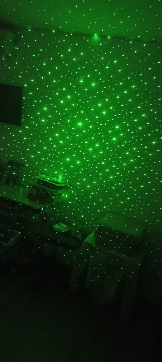 Vând laser verde cu cheiță