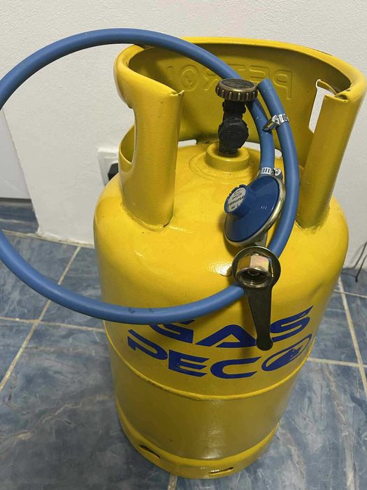 Sobă pe gaz și curent