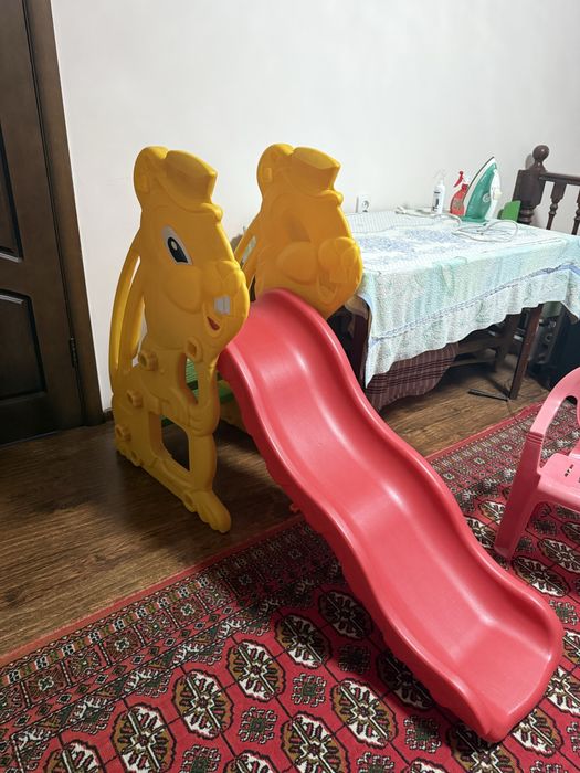 Детская горка (чистая)