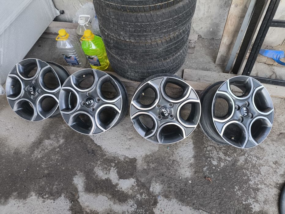 Диски 15 стояли на Kia morning