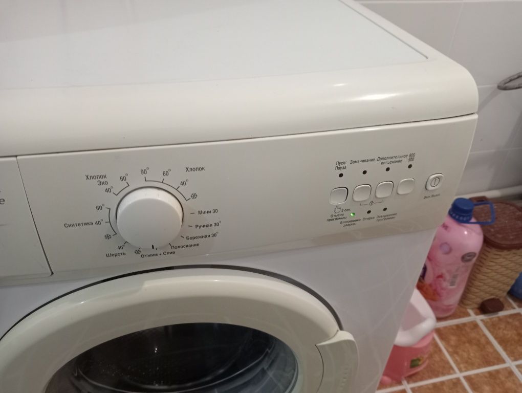 Продам стиральную машинку