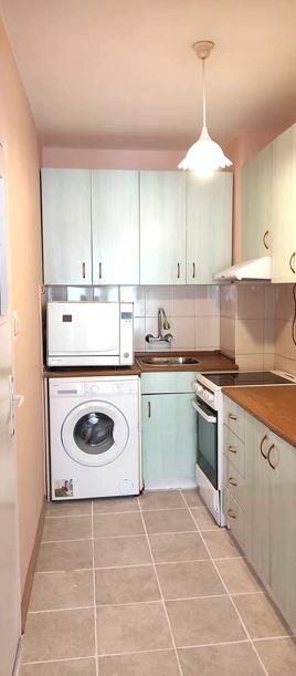 Дава се под наем Двустаен апартамент в Бургас, Възраждане - 60 кв.м за 351.9 € - Снимка #2