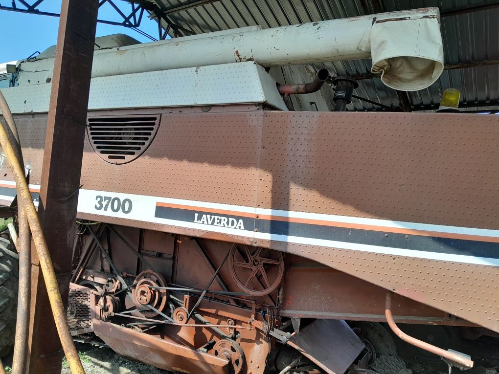 Vindem combina LAVERDA 3700 HIDRAMATIC