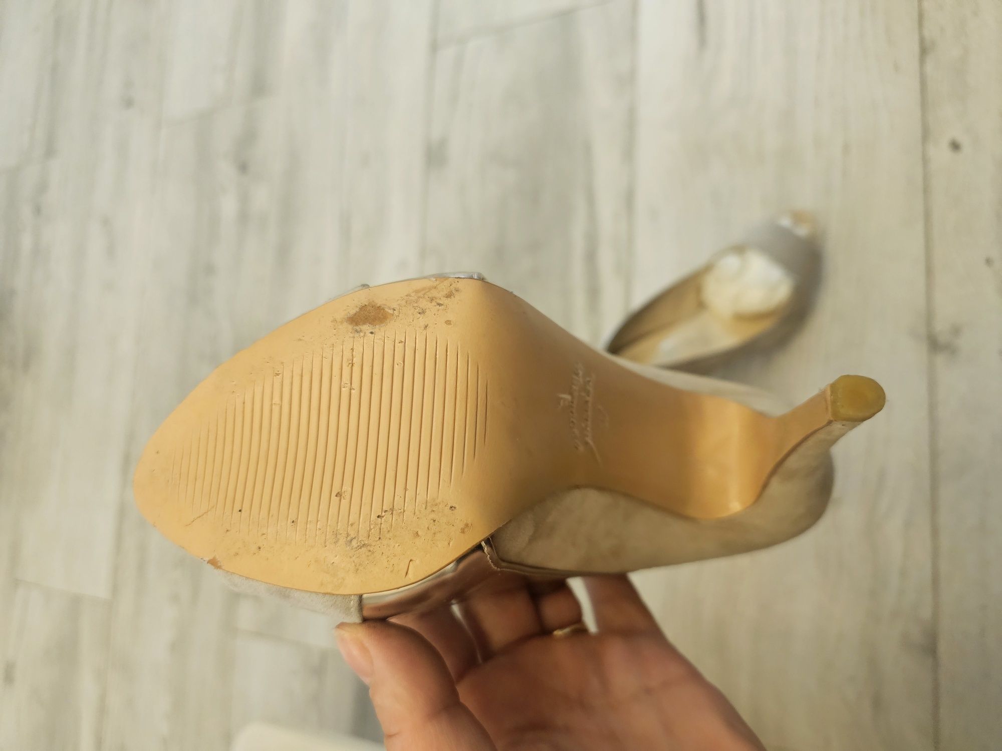 Pantofi masura 37