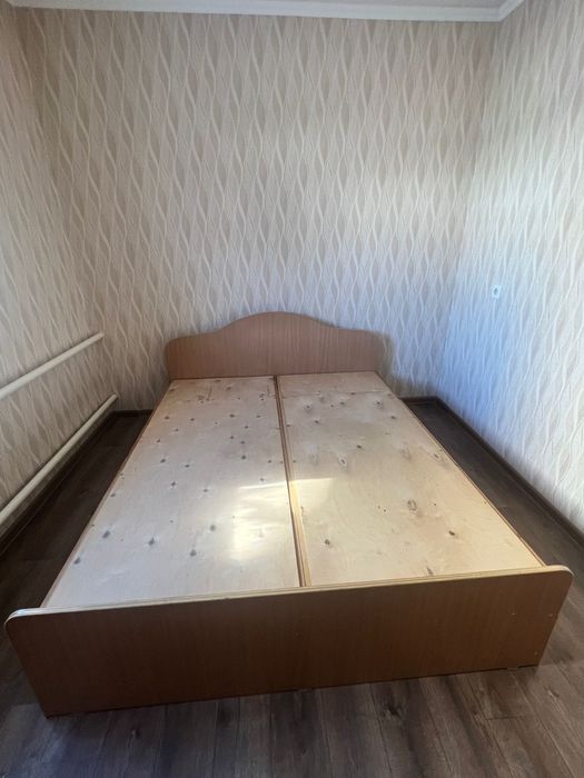 Двух спальная кровать 160*200