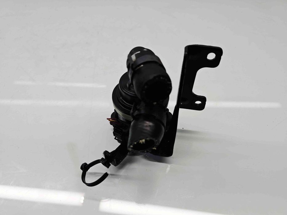 Pompa recirculare apa  Volkswagen Passat CC (357) [Fabr 2008-2012] 5N0