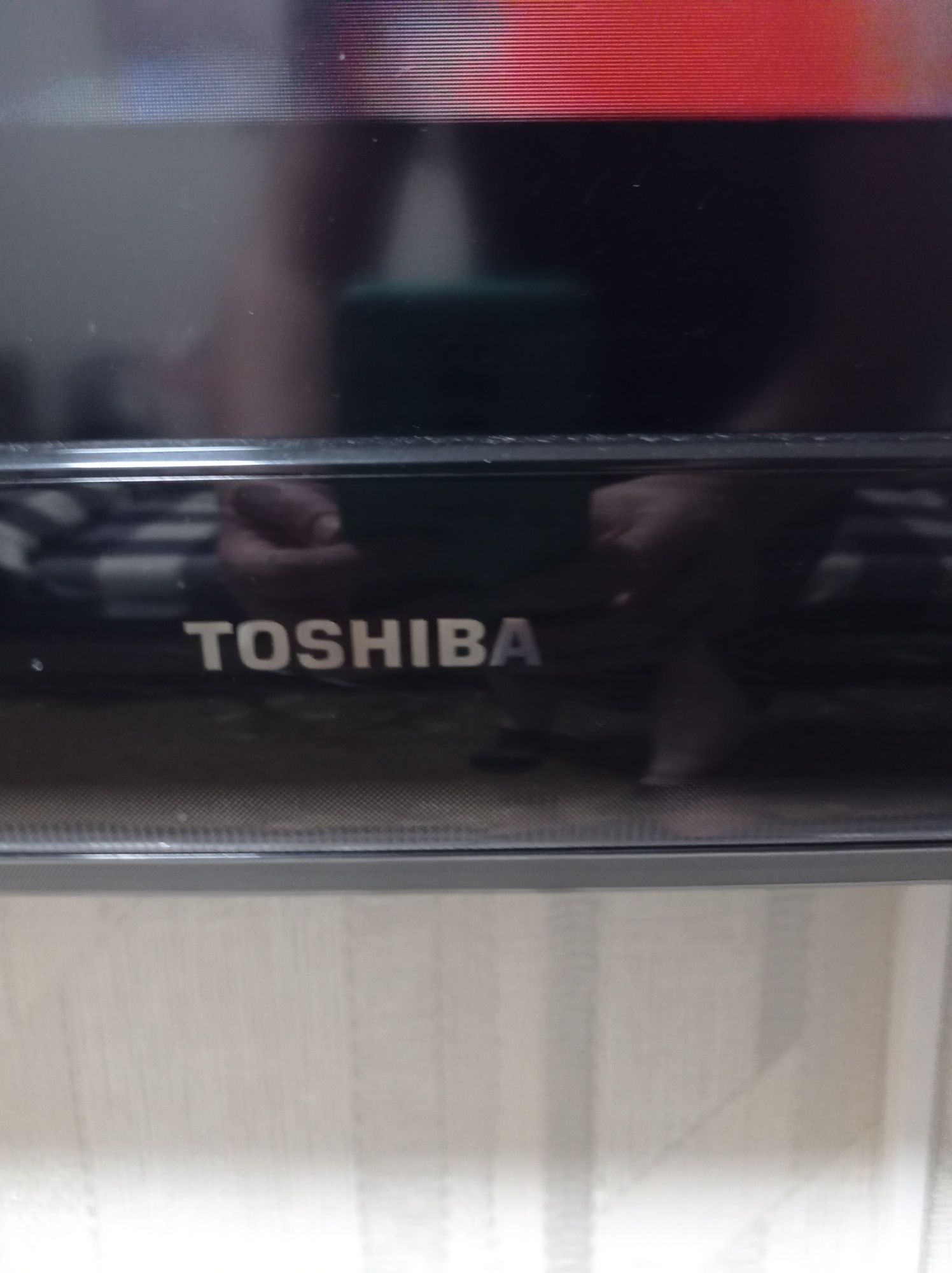 Продам срочно телевизор Тошиба оригинал,в рабочем состоянии