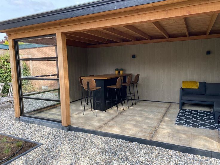 Terase din lemn
-foișoare la comanda
-pergole modele moderne
-leagăne