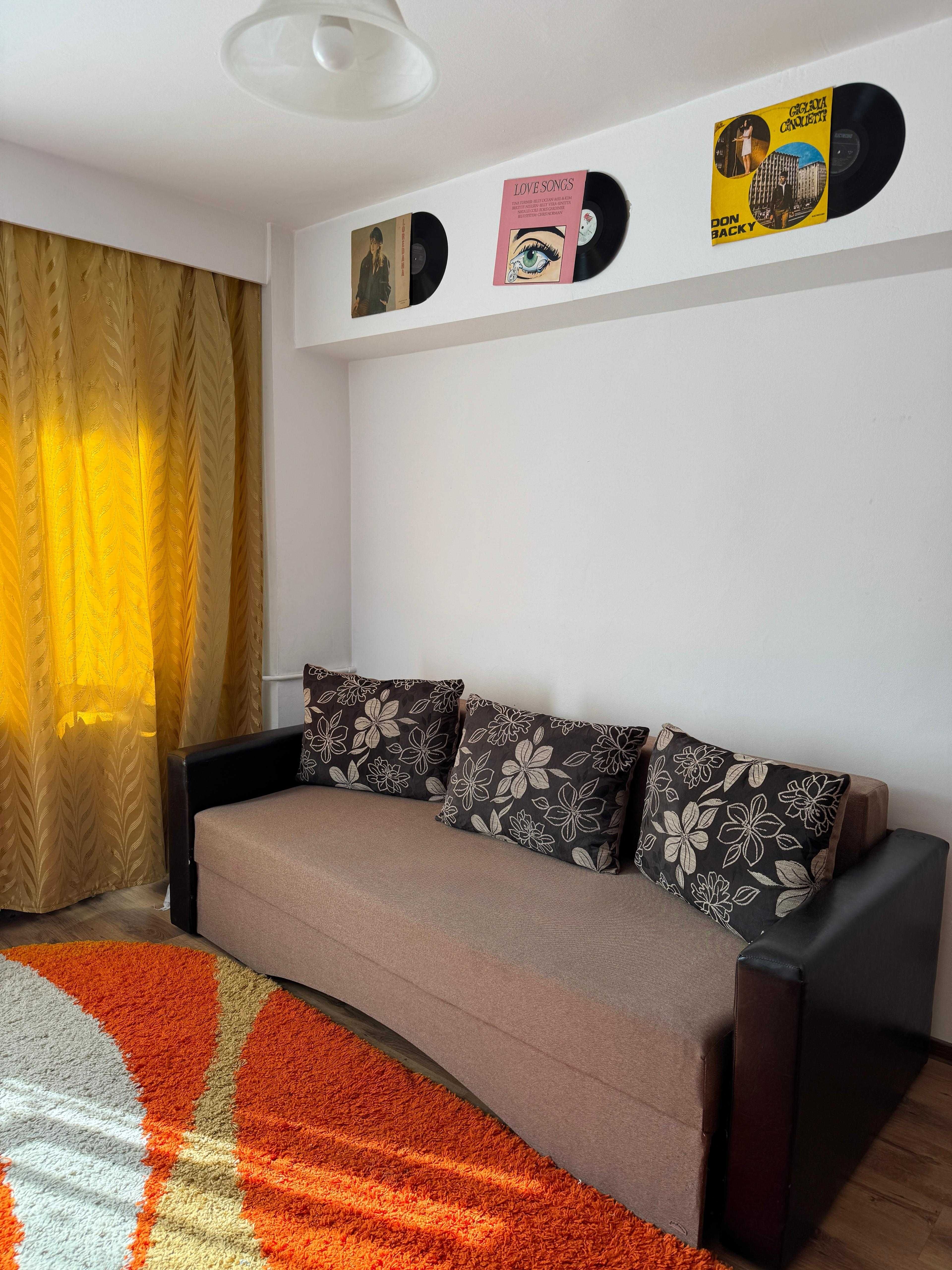 PF Inchiriez apartament 2 camere – doar pentru fete, FARA AGENTII