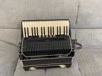 Acordeon italian cu 80 basi