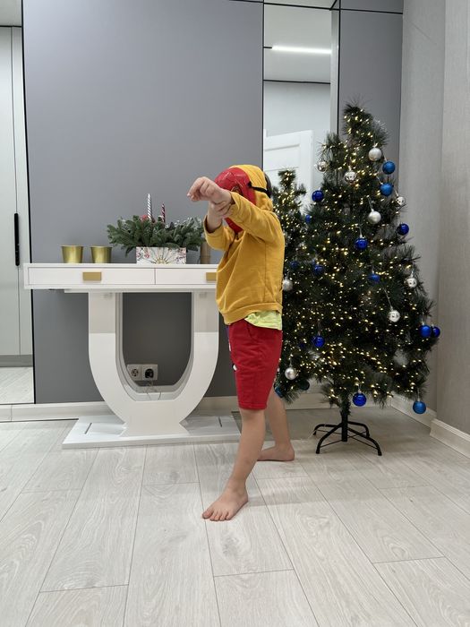 Ёлка с игрушками