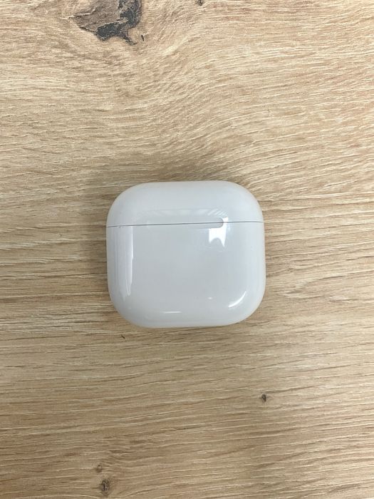 Продавам слушалки Apple Air Pods 4 без ANC