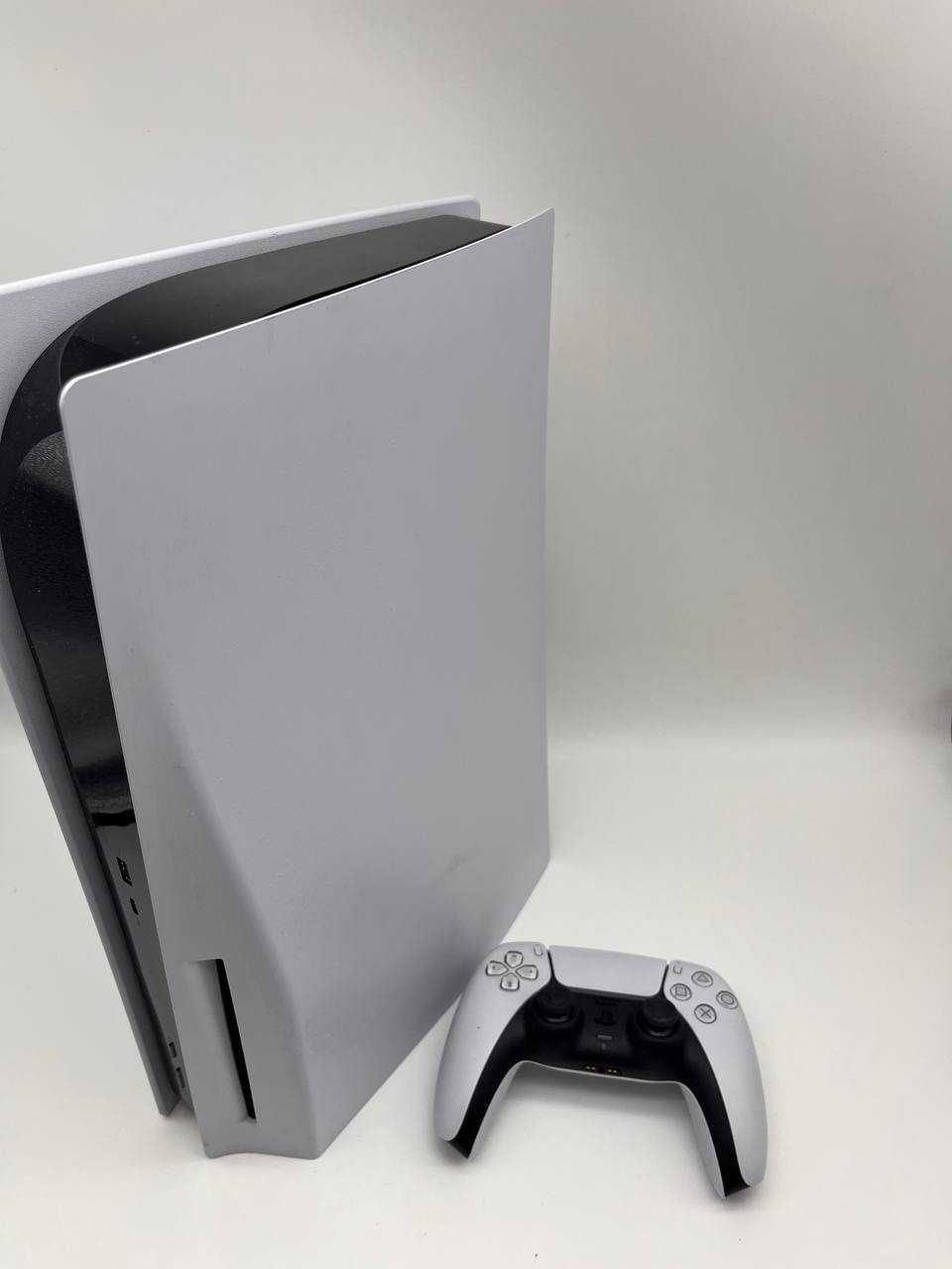 PS 5 1 TB (Mortal Kombat 1, UFC 5)