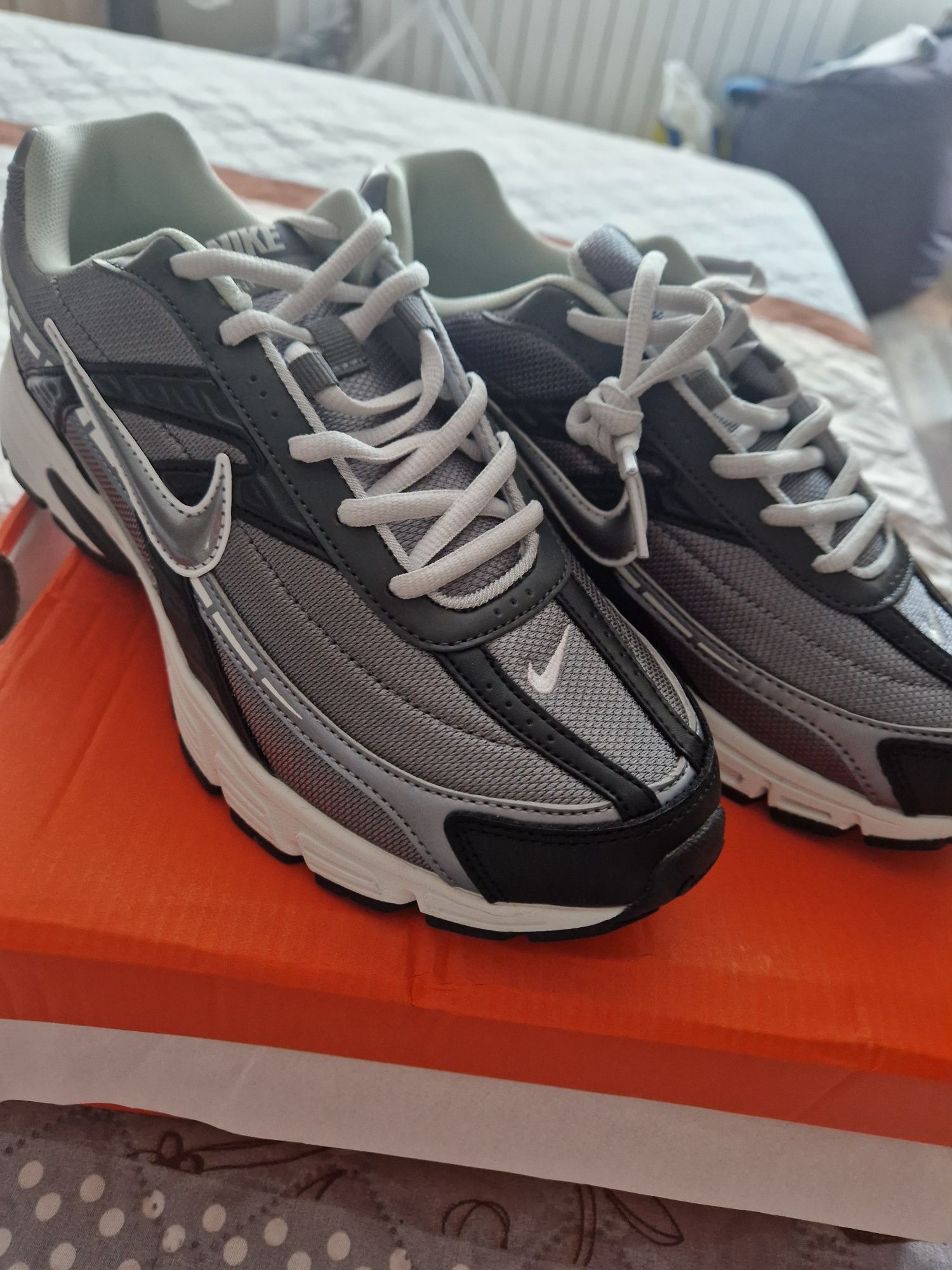 Нови мъжки маратонки Nike Initiator