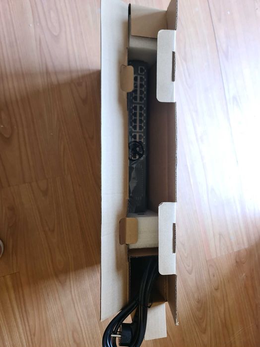 Switch SMC 24-port 10/100, SMCFS26