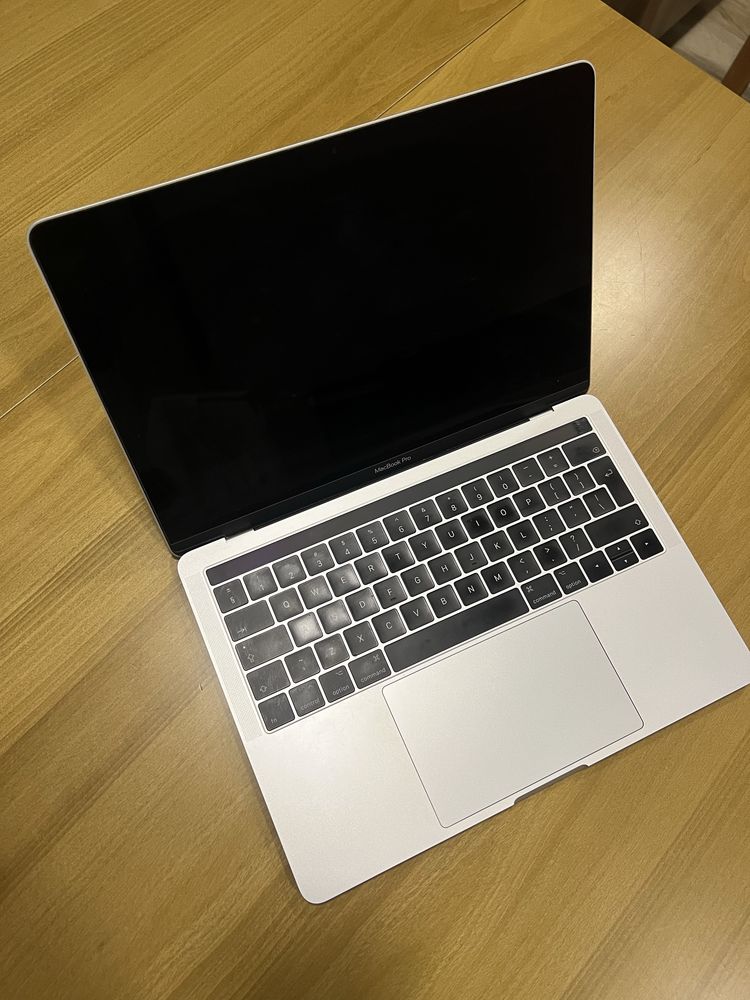 Macbook Pro 13 inch 2017