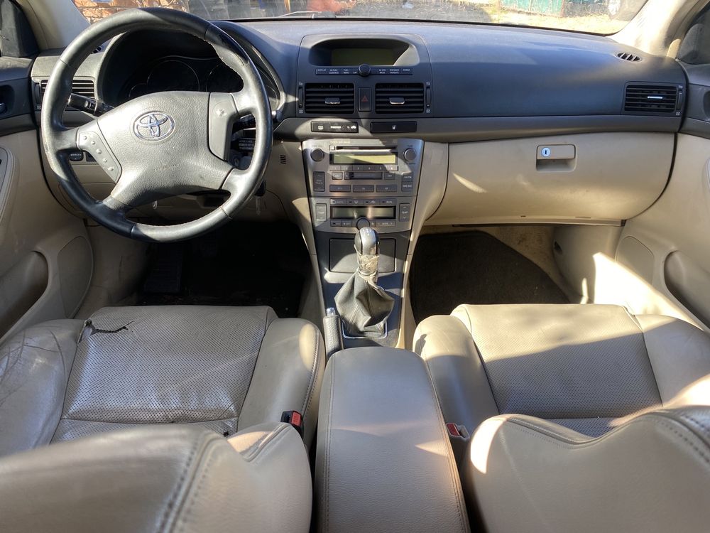 Toyota Avensis на части 2.0 d4d 116 кс