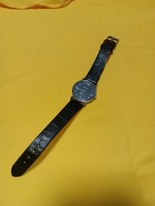 Дамски часовник със стрелки - 9 лв