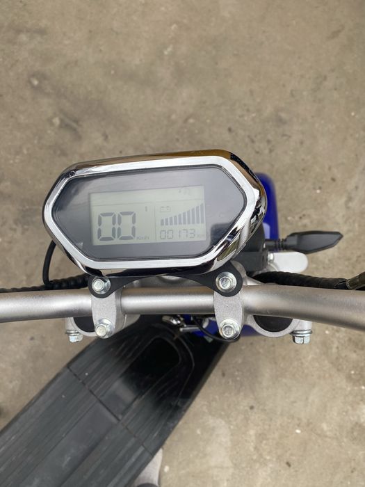 Vând Scuter Electric JRH