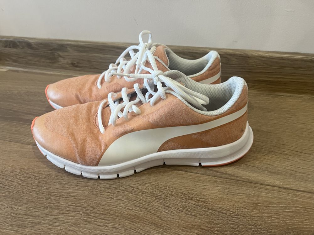 Маратонки Puma