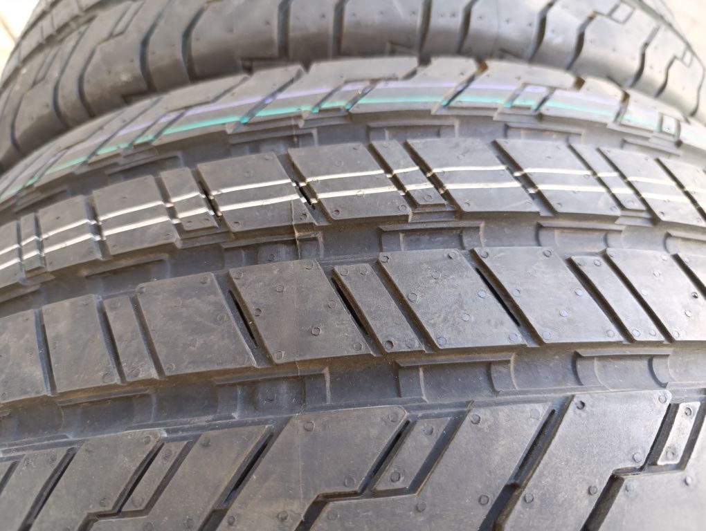 Нови гуми за Микробус 235/65/16 С Continental