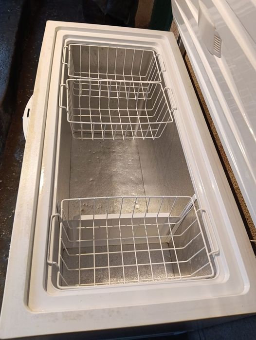 Vând ladă frigorifica