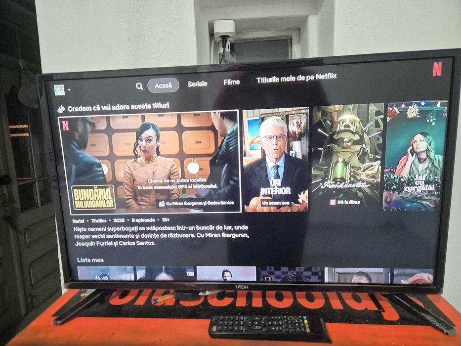 Vand televizor UtoK 82 cm.