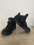 Jordan 4 black cat