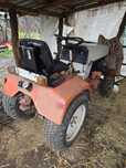 Vand tractoras cu cu 16 cai 2 pistoane