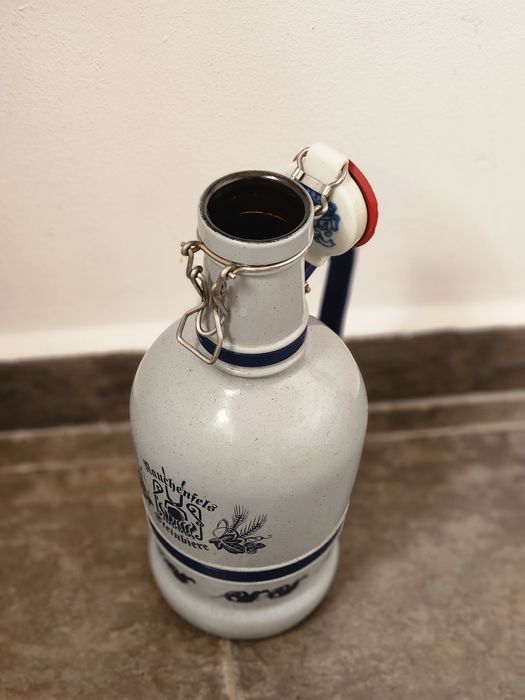 Carafa germană 2 litri