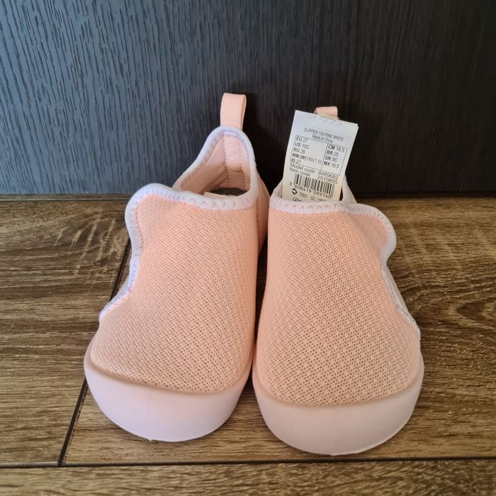 Пантофи Decathlon 27 номер