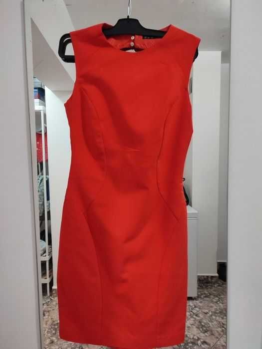 Rochie fara maneci, culoare auriu, HM