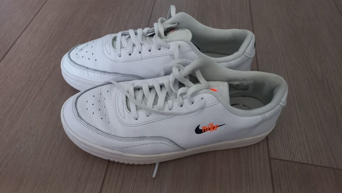 Nike dama nr 37.5