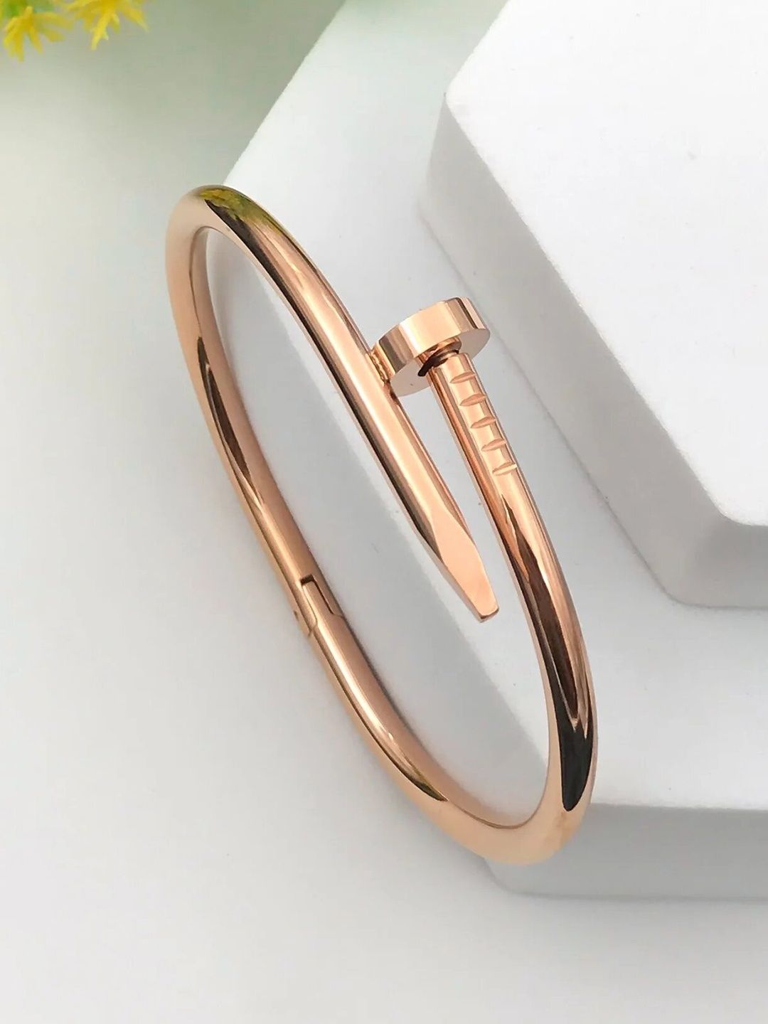 Гривна пирон Cartier цвят розово злато