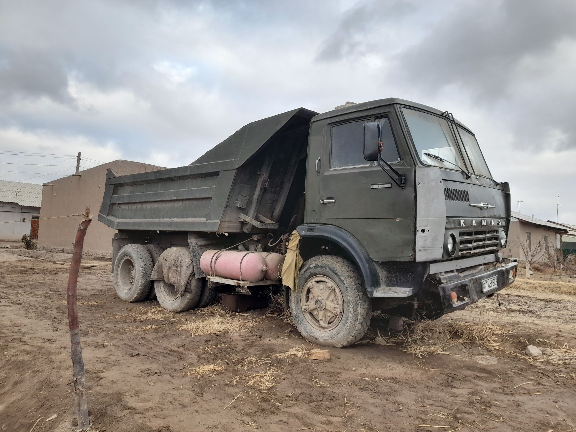 Kamaz 1986 yil gaz metan 400 tali