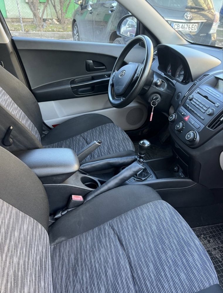 Kia Ceed 1.6 CDI – 2008 г.