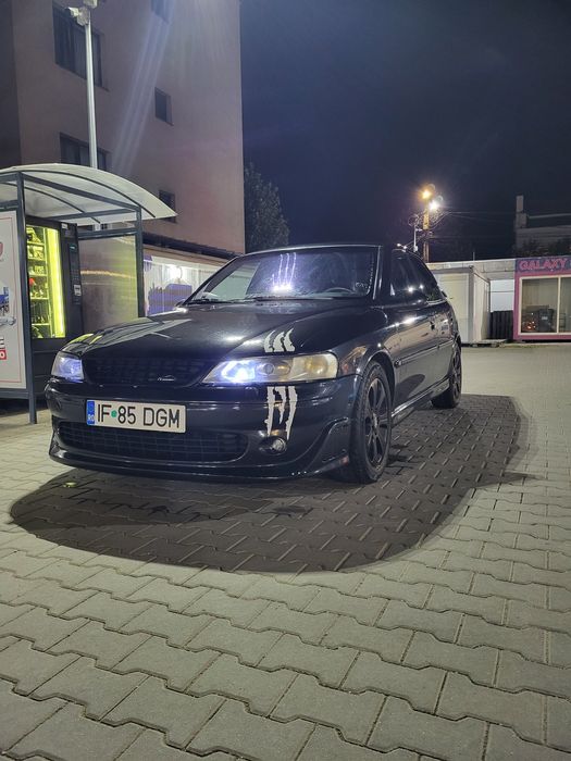 De vânzare Opel Vectra B2