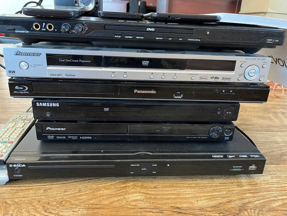 DVD & Blu Ray playere, router nou sistem sunet, boxe de marca