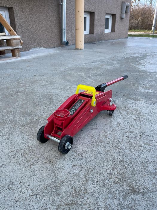 Крик на колела