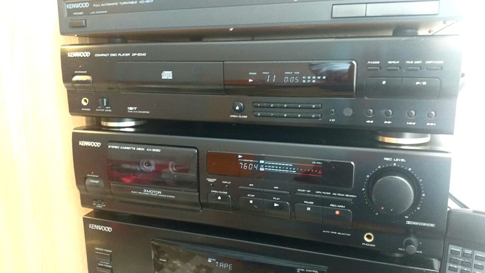 Linie audio Kenwood telecomanda