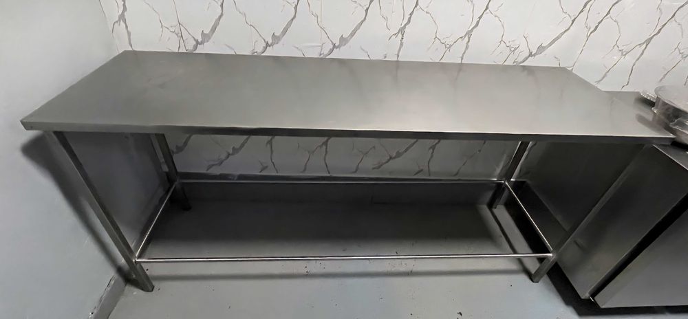 Mese inox profesionale HoReCa – stare foarte bună – Craiova