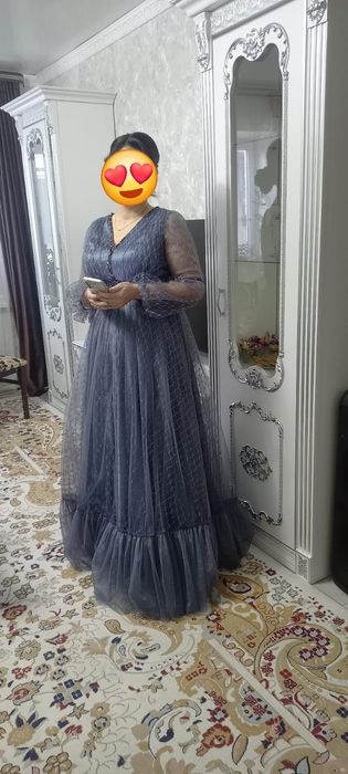 Шикарное вечернее платье