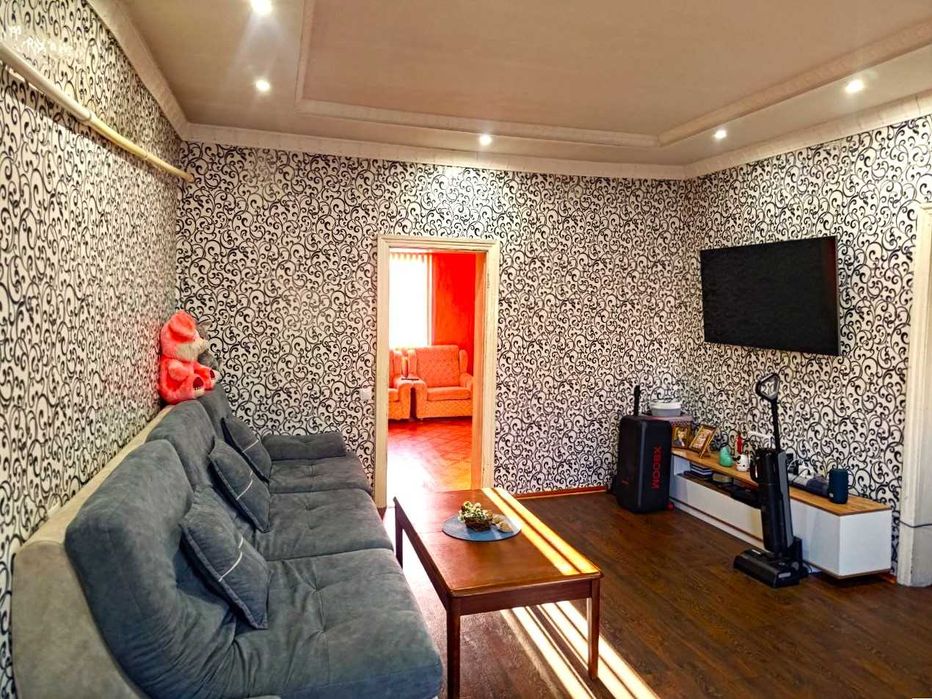 ,,, Продам 4-х комнатный ДОМ в Пришахтинске