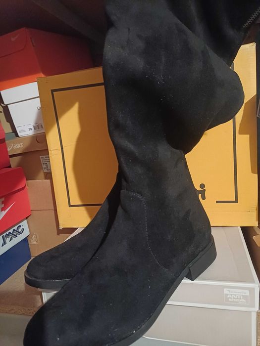 Продавам дамски обувки