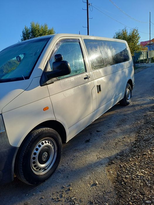 Vând t5 an 2006 motor  2.5