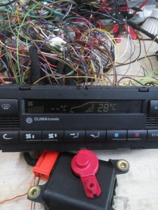 Instalatie climatronic vw, lumini ceasuri Golf 4