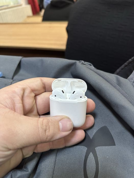 Airpods generatia 2