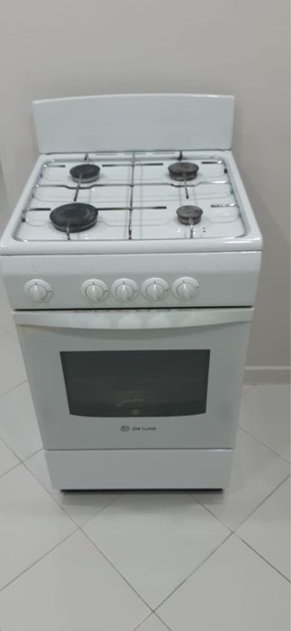 Газовая плита с электрической духовкой